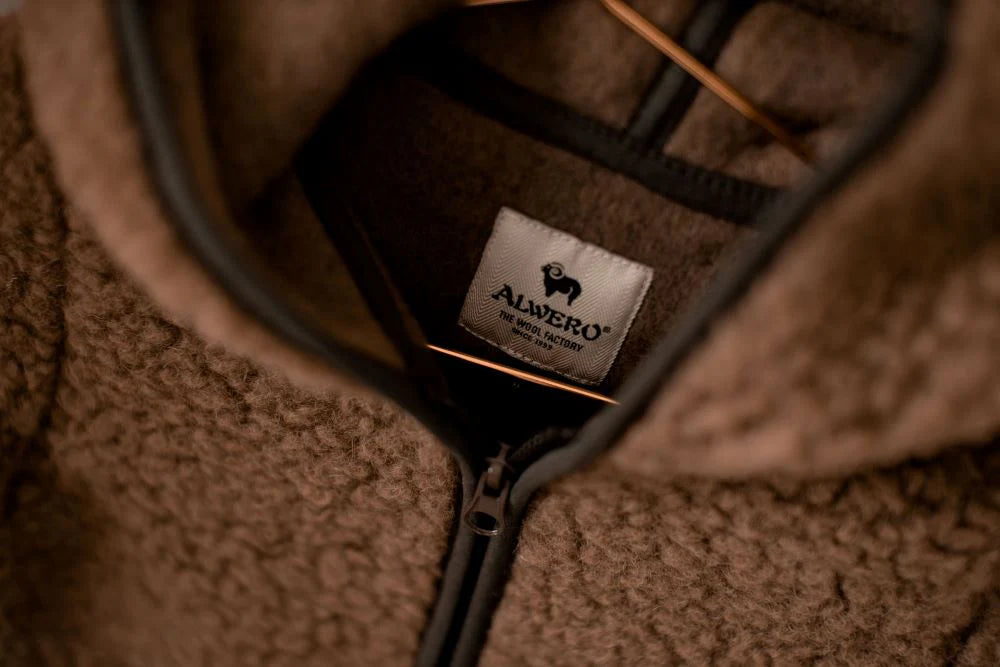 Alwero vest mody Camello L