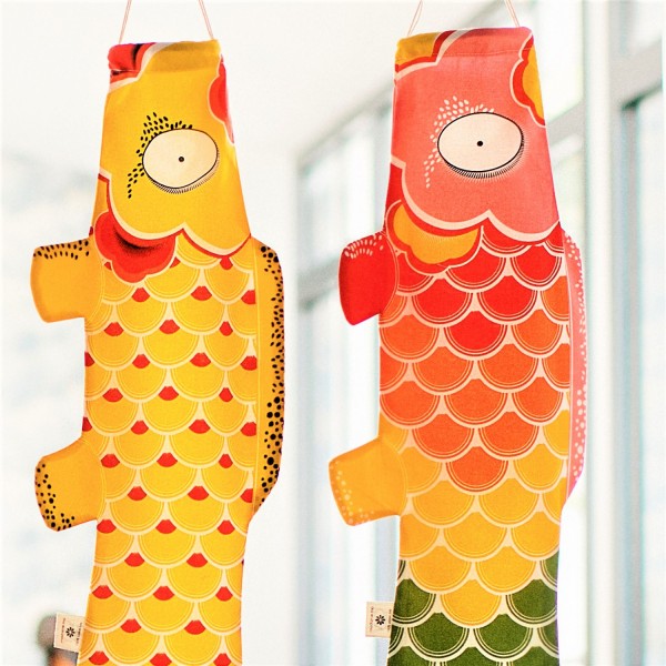 Madame Mo Koinobori Rainbow (S)
