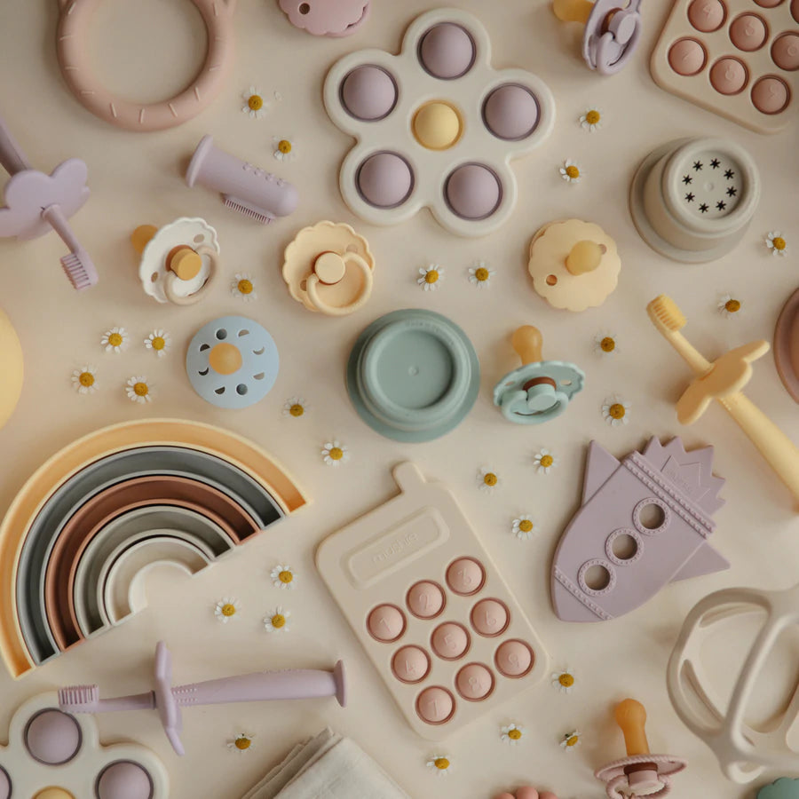 Mushie stapelspeeltje rainbow tropical