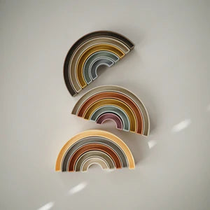 Mushie stapelspeeltje rainbow tropical