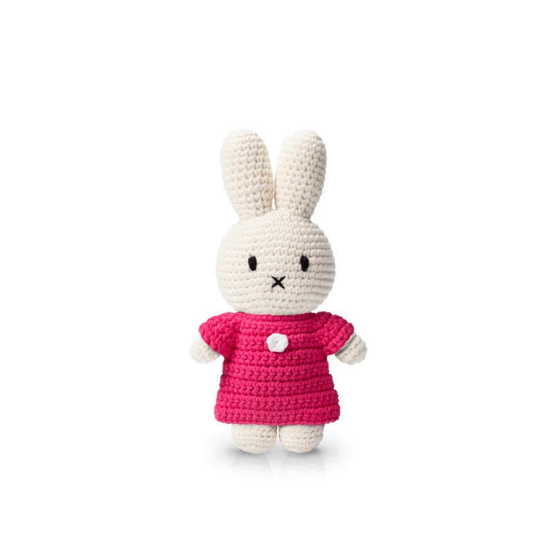 nijntje handmade en haar roze jurk 3+