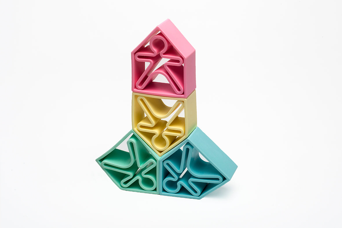 Dëna Speelgoed en bijtring house soft pink pastel