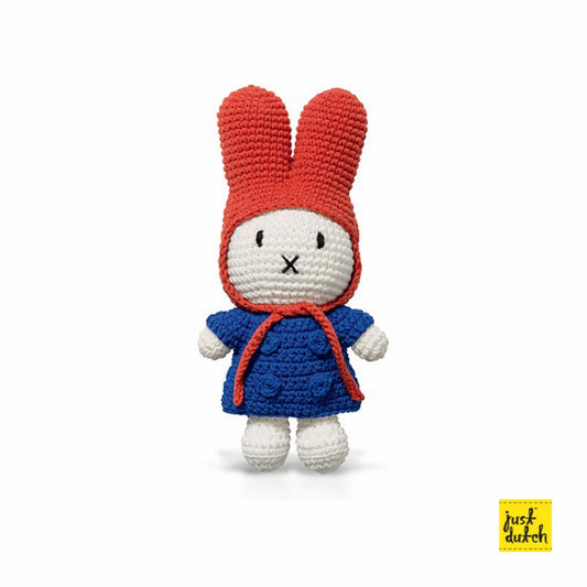 Justdutch nijntje handmade en haar blauwe jas met rode muts 3+