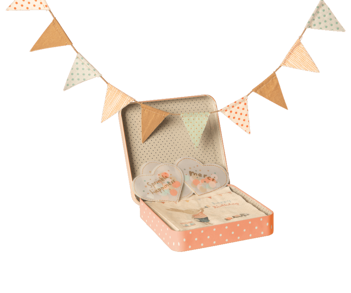 maileg party kit happy day