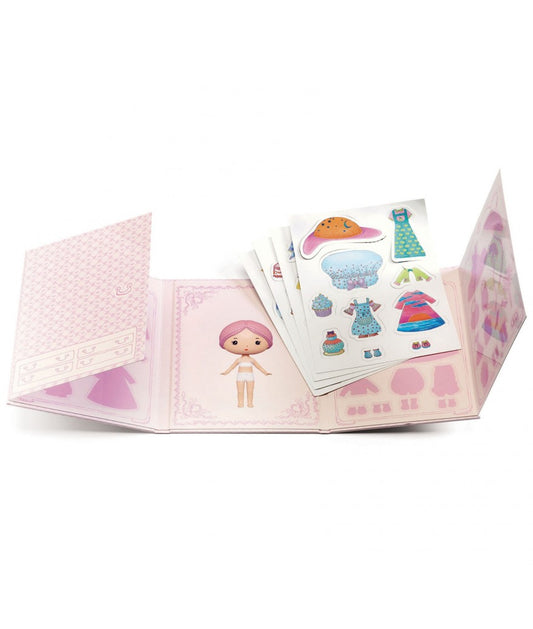 djeco stickerboekje tiyly miss lilypink 4+