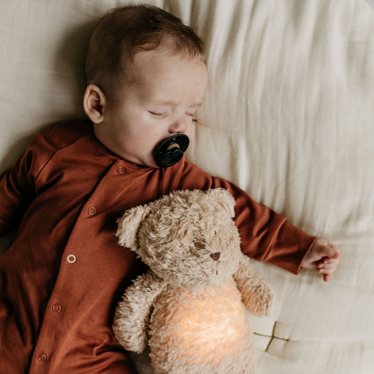 Moonie organic humming bear verschillende kleuren
