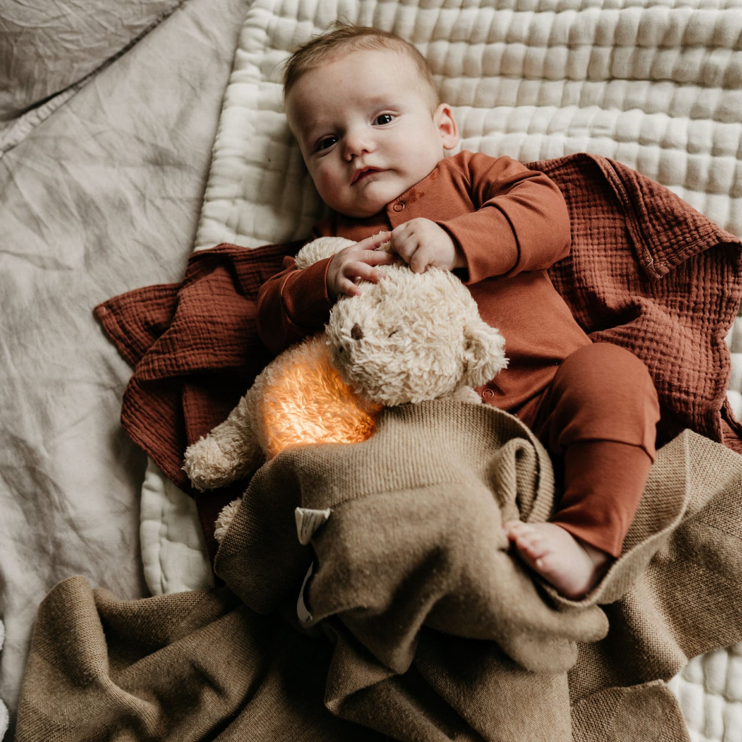 Moonie organic humming bear verschillende kleuren
