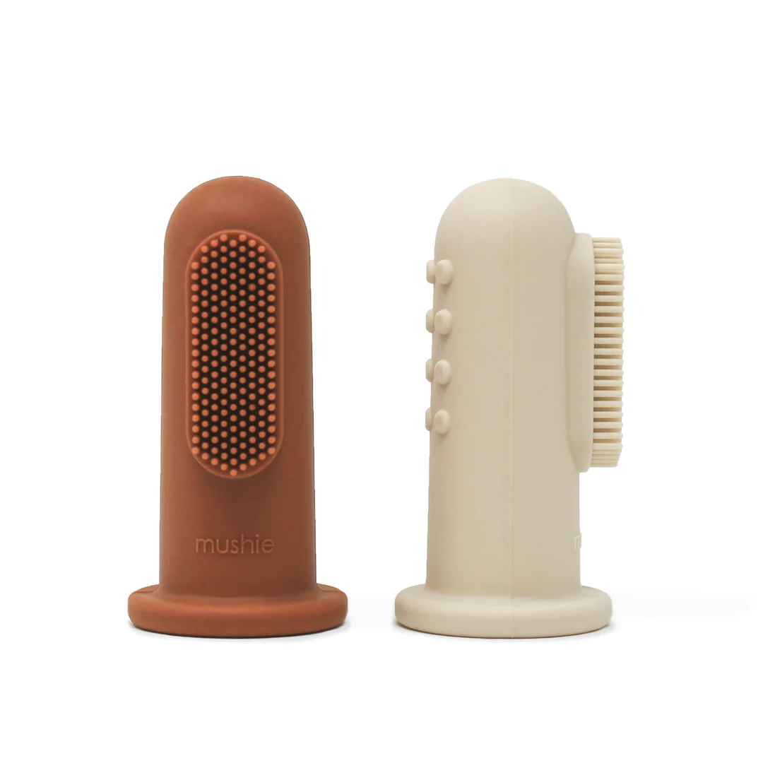 Mushie babytandenborstel finger toothbrush