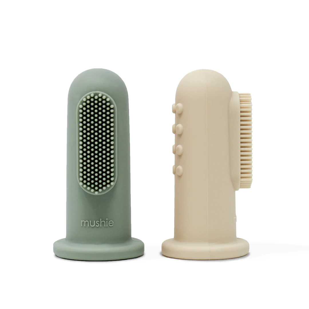 Mushie babytandenborstel finger toothbrush